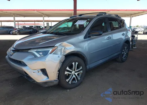 2016 Toyota Rav4 Le z USA, uszkodzony, nr VIN 2T3BFREV8GW425486